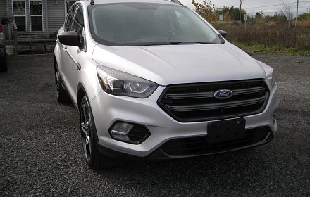 2019 Ford Escape SEL FWD